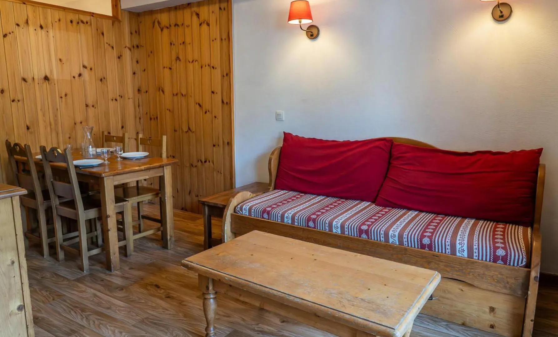 아파트 Residence Les Hauts De Preclaux - Appartement Cosy Au Coeur De La Place Commercante Mae-5431 레오레스 프랑스
